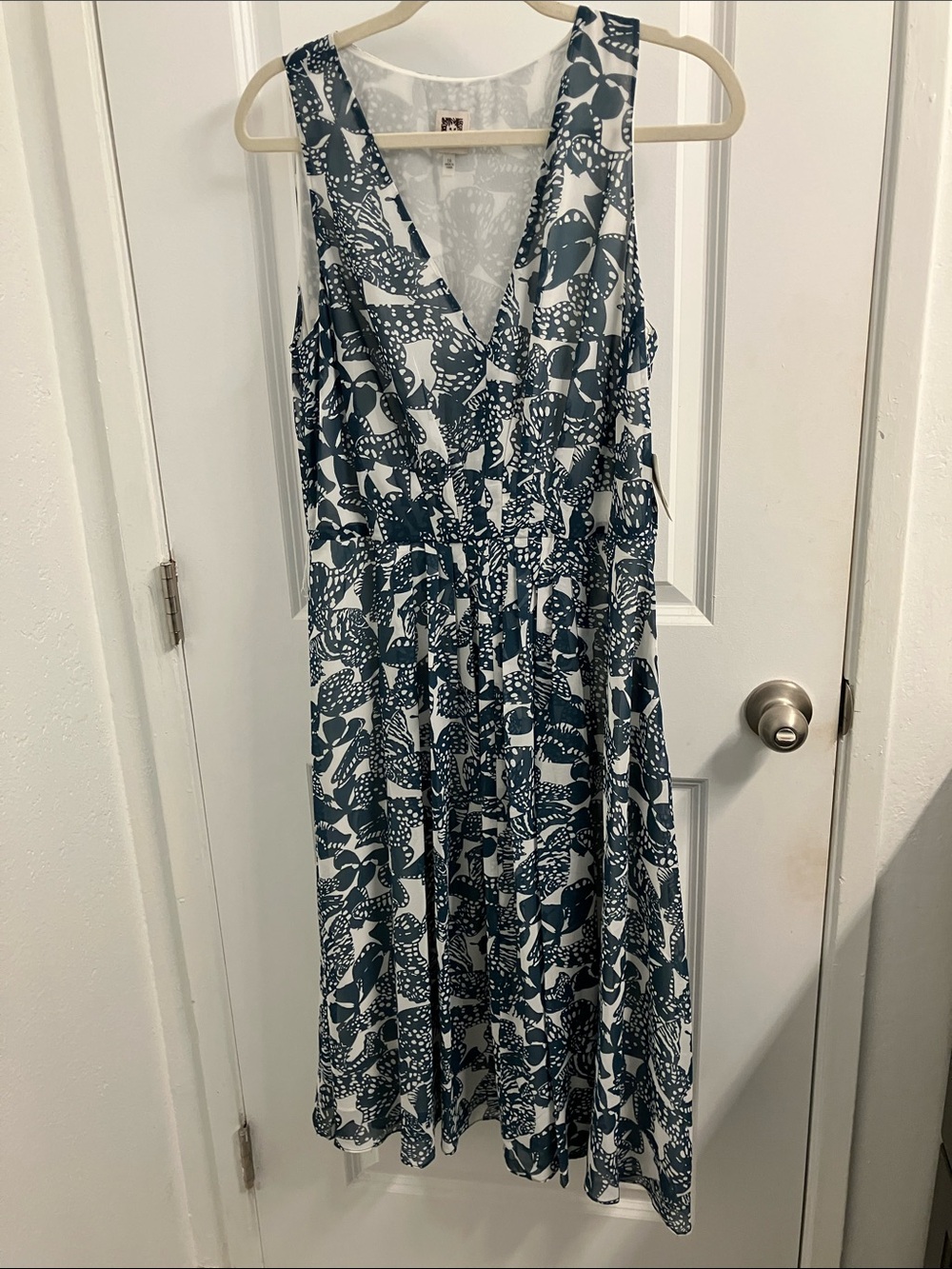 Anne Klein Blue and White Floral Wrap-Style Sleeveless Dress